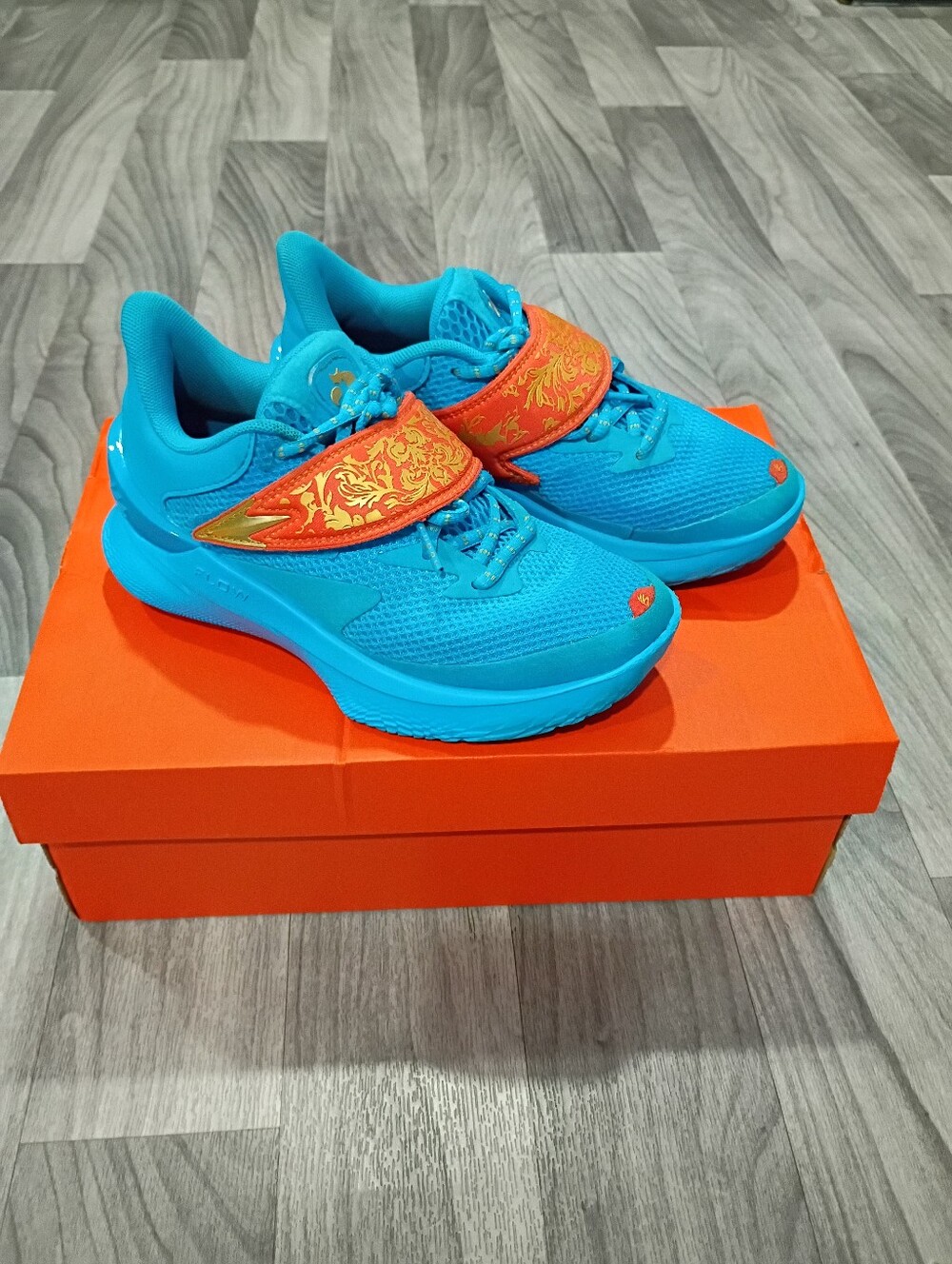 Under Armour Curry Fox 1 "Happy Fox Day" Blue/Orange Basketball Shoes - Size 4.5